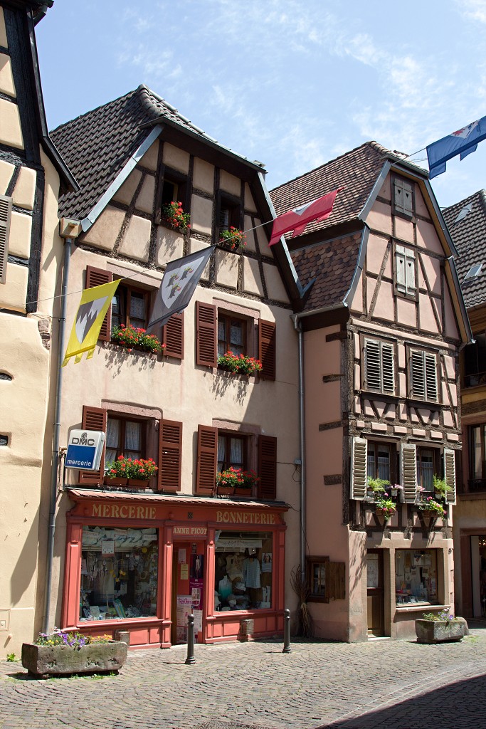 ribeauville hdr france frankrijk elzas vogezen vosges haut-rhin haut rhin Sinnplatz kasteel chateau Girsberg Saint Ulrich Haut-Ribeaupierre